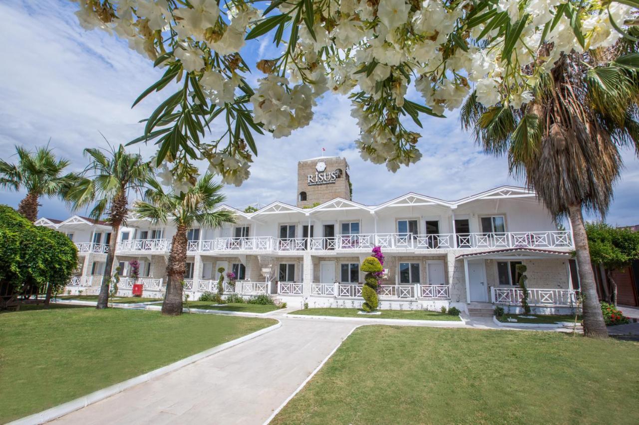 Risus Beach Resort Hotel Kusadası Eksteriør billede