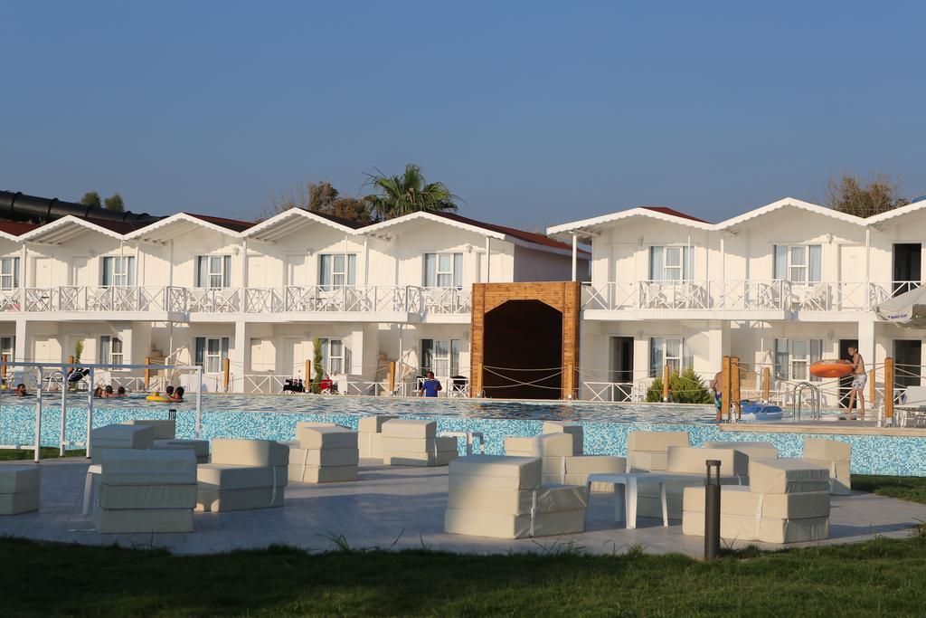 Risus Beach Resort Hotel Kusadası Eksteriør billede